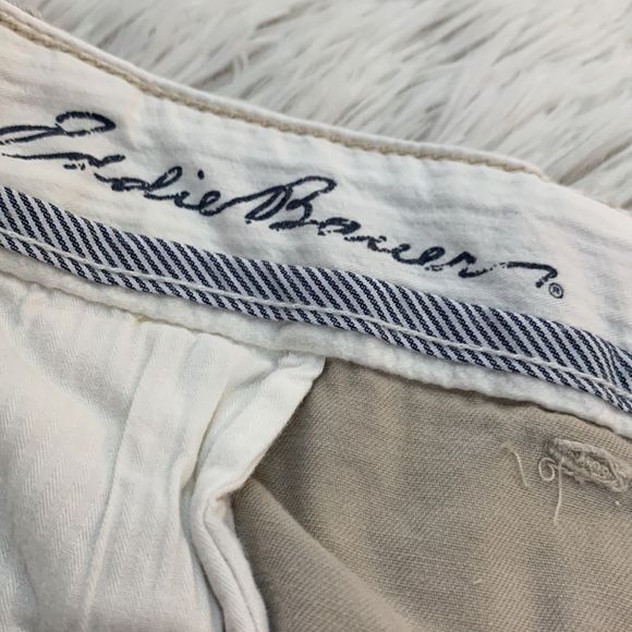 Eddie Bauer Blakely Light Tan Shorts - Picture 9 of 10